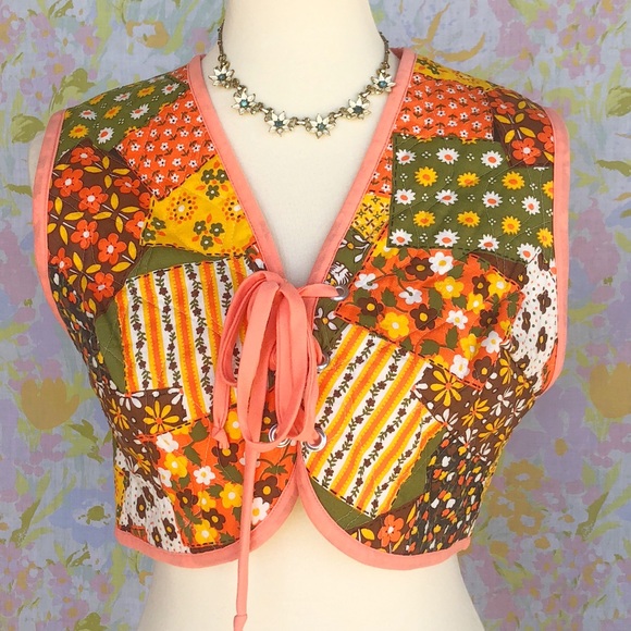 SOLD True Vintage 70s Lace Up Hippie Quilted Vest - Picture 2 of 8